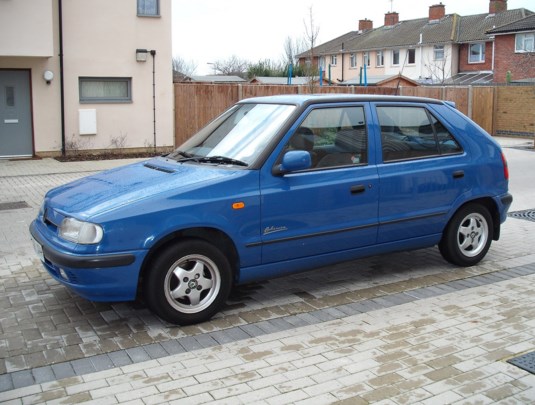 Камеры заднего вида для автомобилей Skoda Felicia Камеры заднего вида для автомобилей Skoda Felicia